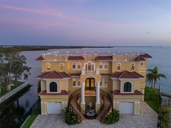 3236 GULF WINDS CIRCLE , HERNANDO BEACH, FL 34607