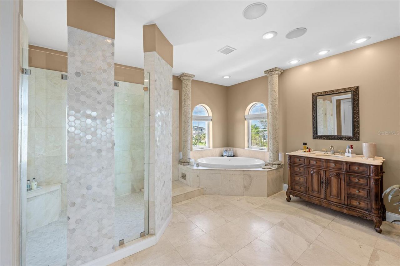 3236 Gulf Winds Circle, Hernando Beach, FL 34607 Photo