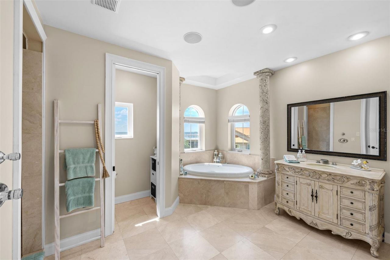 3236 Gulf Winds Circle, Hernando Beach, FL 34607 Photo