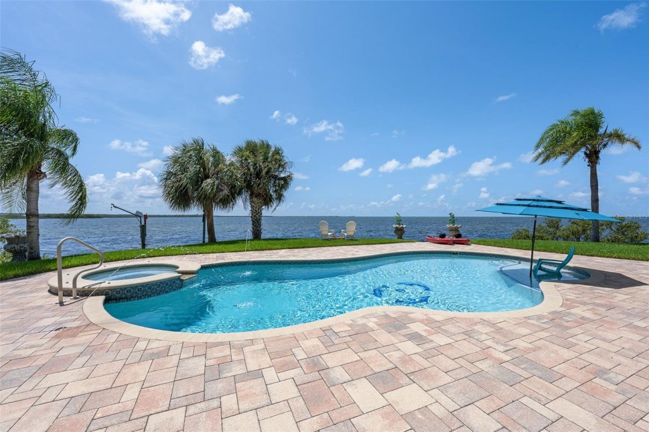 3236 Gulf Winds Circle, Hernando Beach, FL 34607 Photo