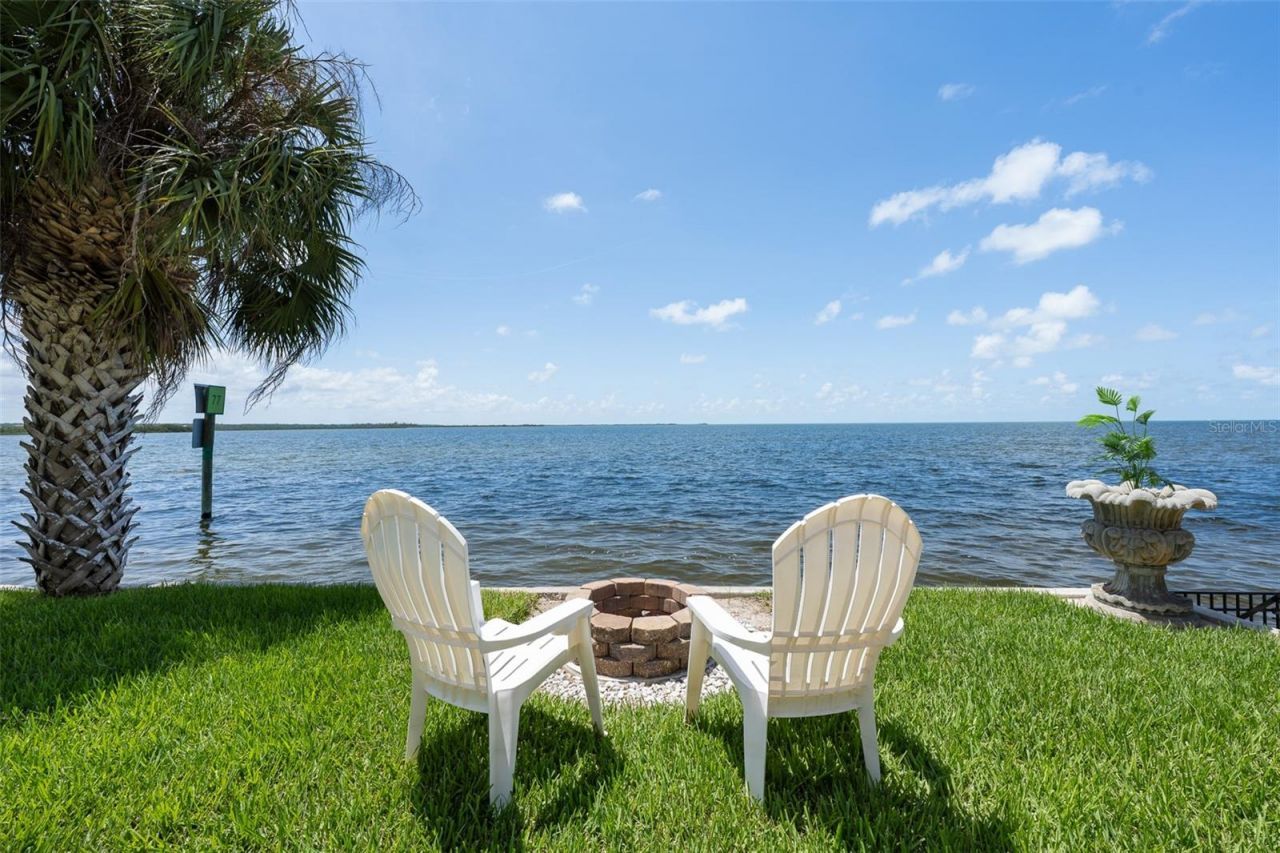 3236 Gulf Winds Circle, Hernando Beach, FL 34607 Photo