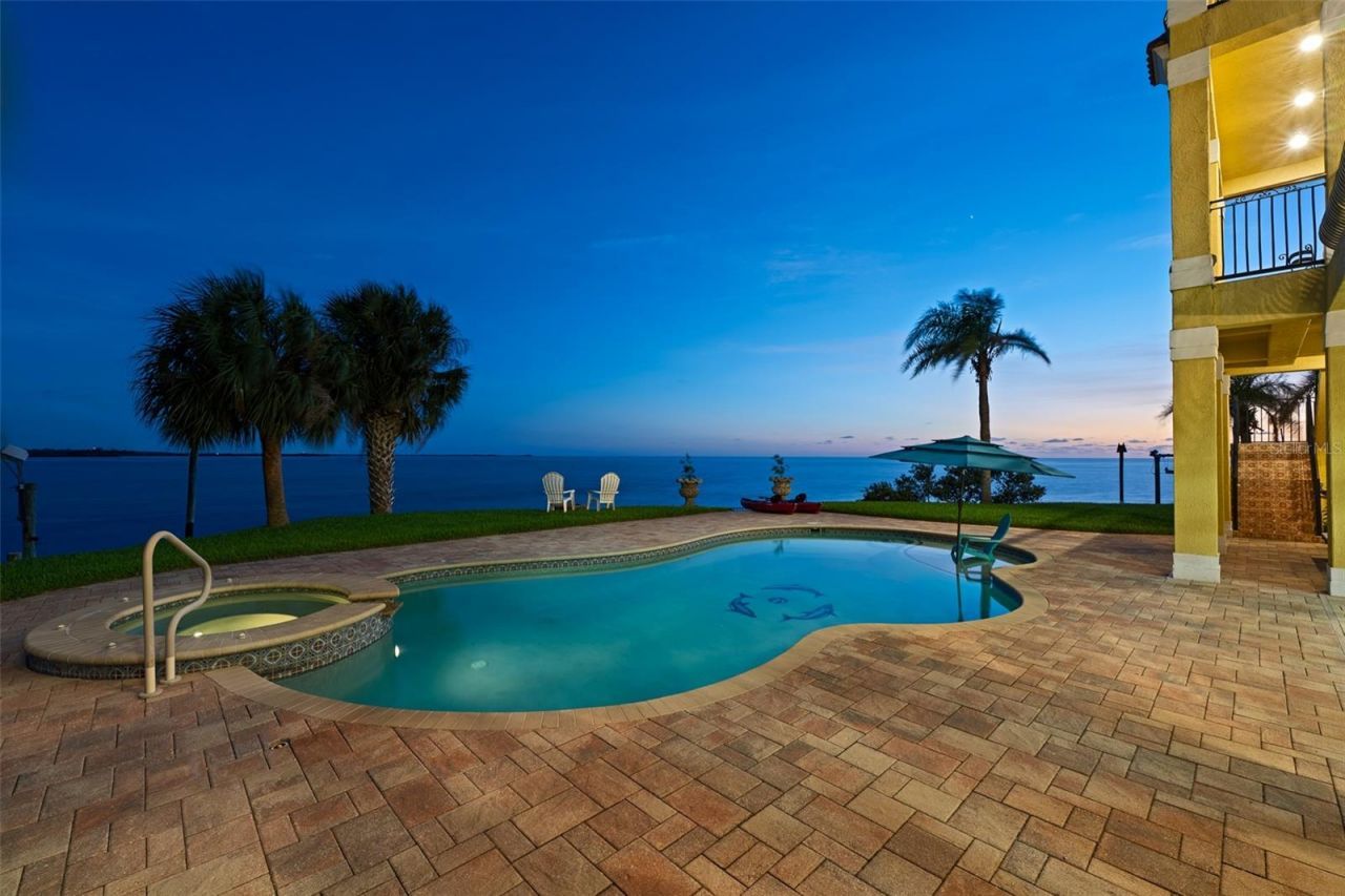 3236 Gulf Winds Circle, Hernando Beach, FL 34607 Photo