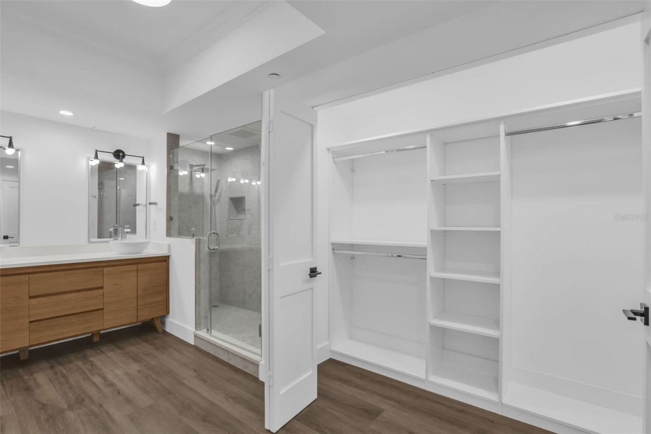7593 Gathering Drive, Unit 707, Reunion, FL 34747 Photo