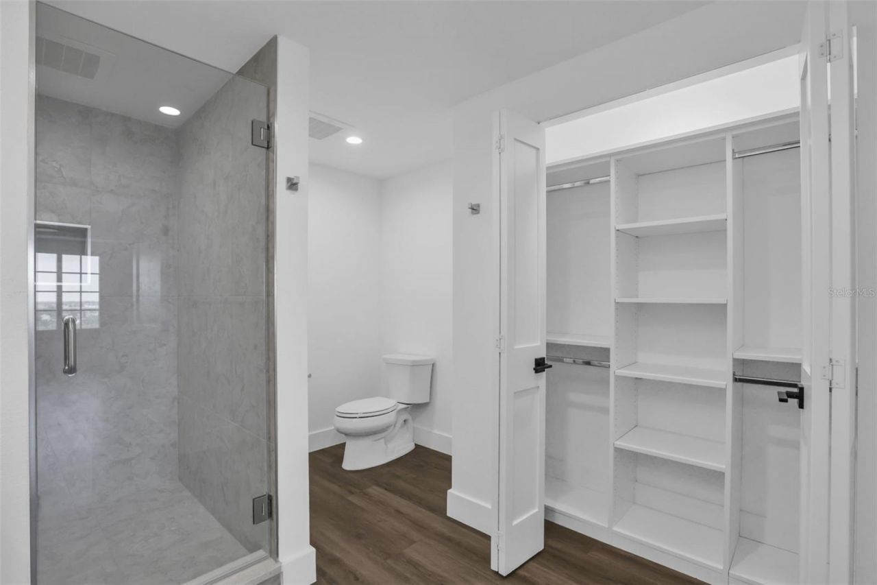 7593 Gathering Drive, Unit 707, Reunion, FL 34747 Photo