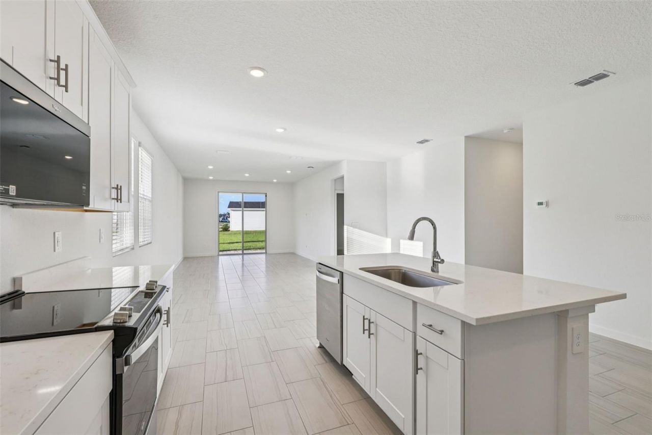 8 Garni Drive, Palm Coast, FL 32137 Photo