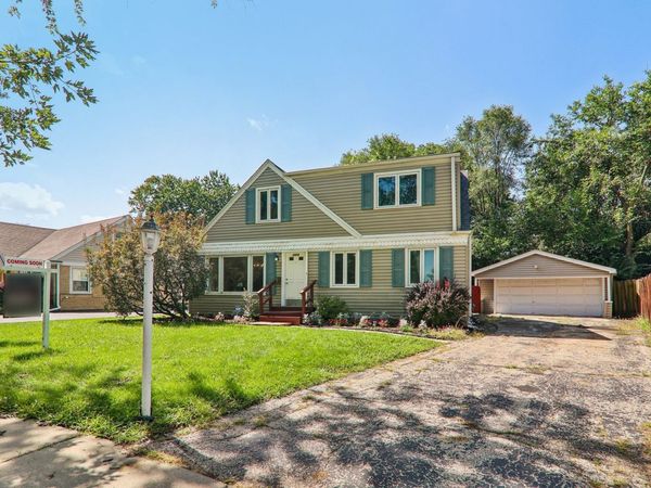 2870 Alden Lane , Des Plaines, IL 60018