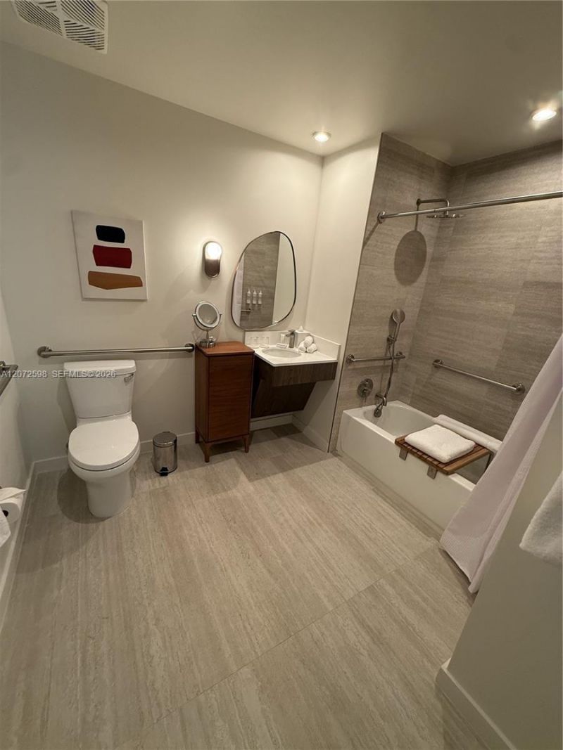 1611 SW 2nd Avenue , Unit 202, Miami, FL 33129 Photo