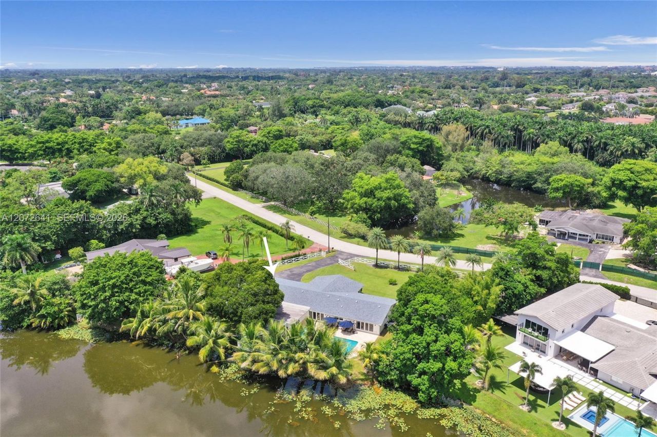 10880 SW 25th St, Davie, FL 33324 Photo