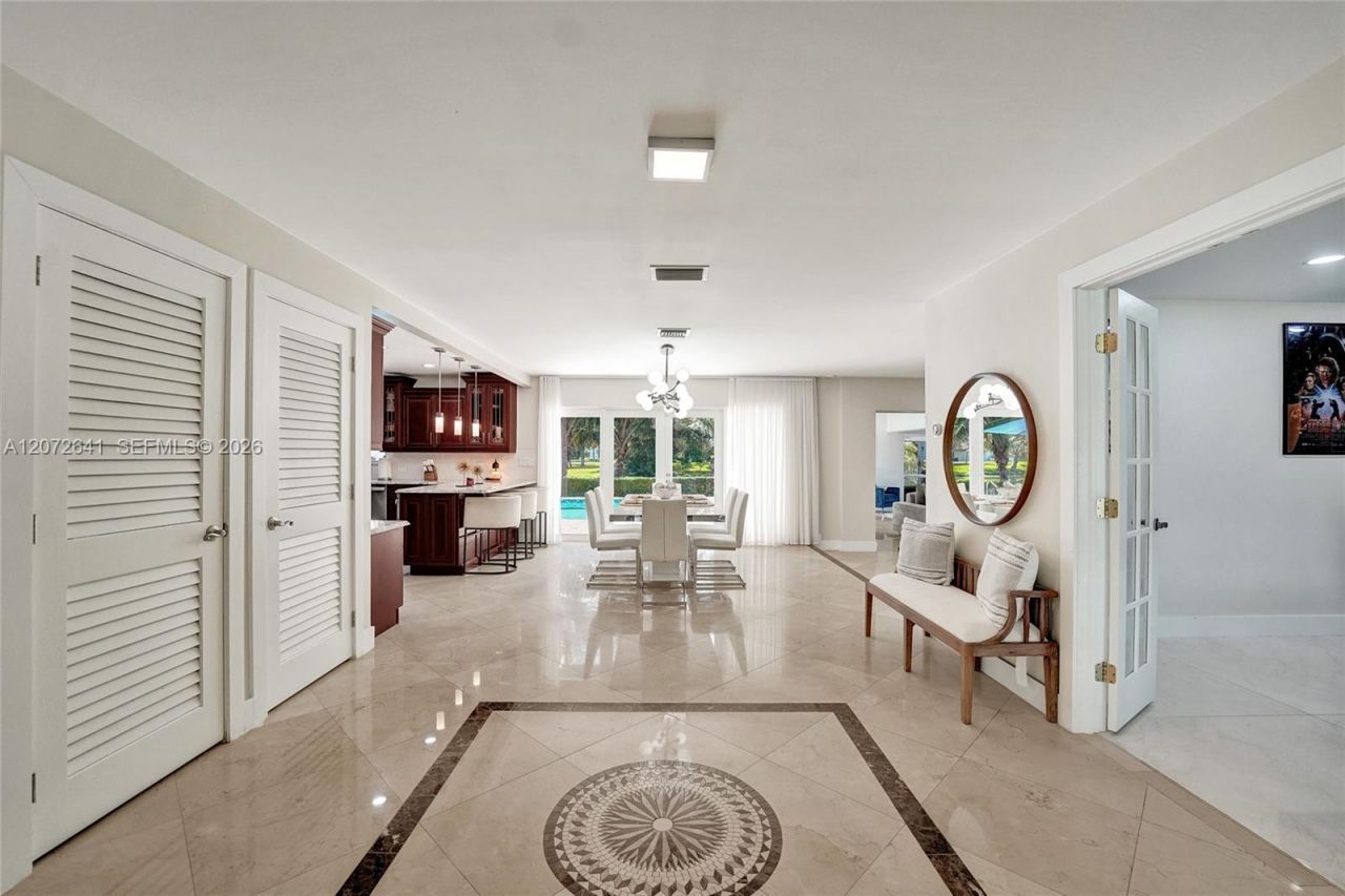 10880 SW 25th St, Davie, FL 33324 Photo