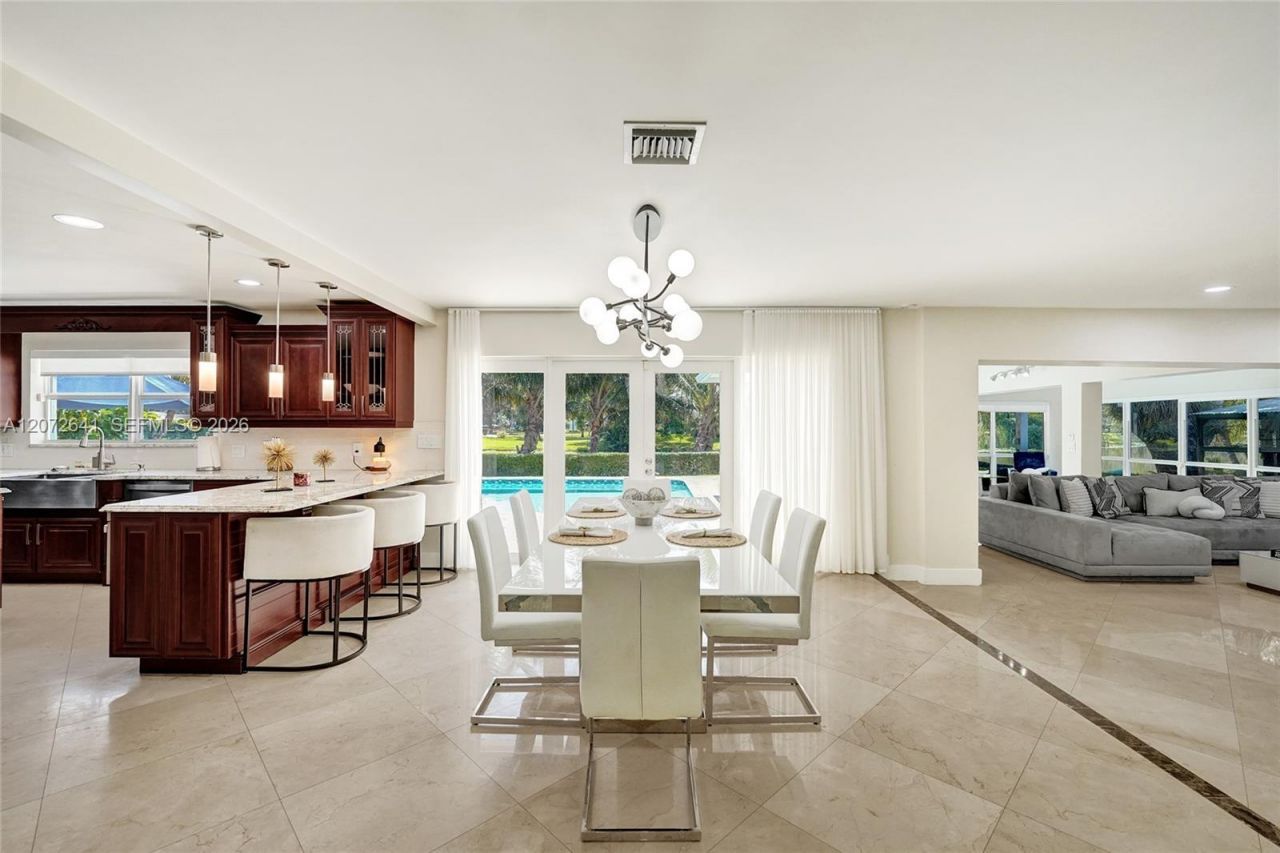 10880 SW 25th St, Davie, FL 33324 Photo