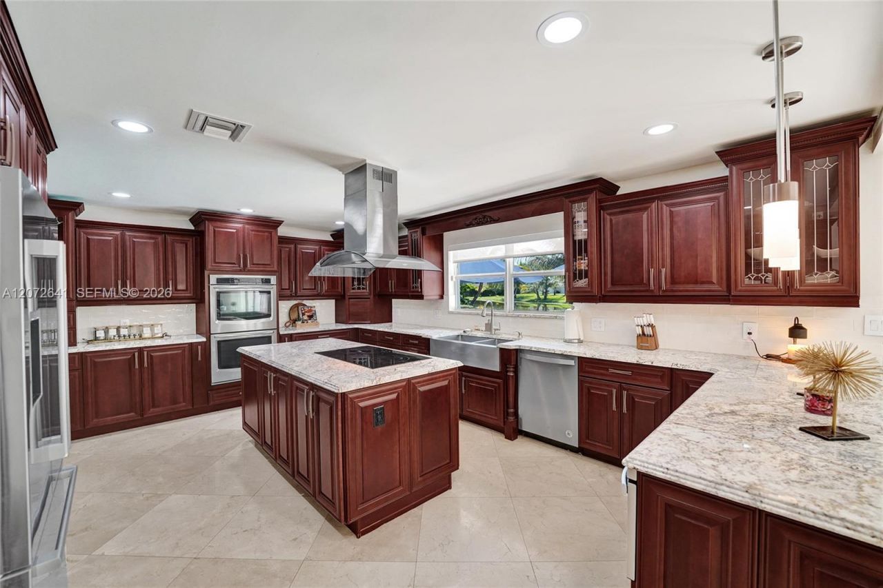 10880 SW 25th St, Davie, FL 33324 Photo