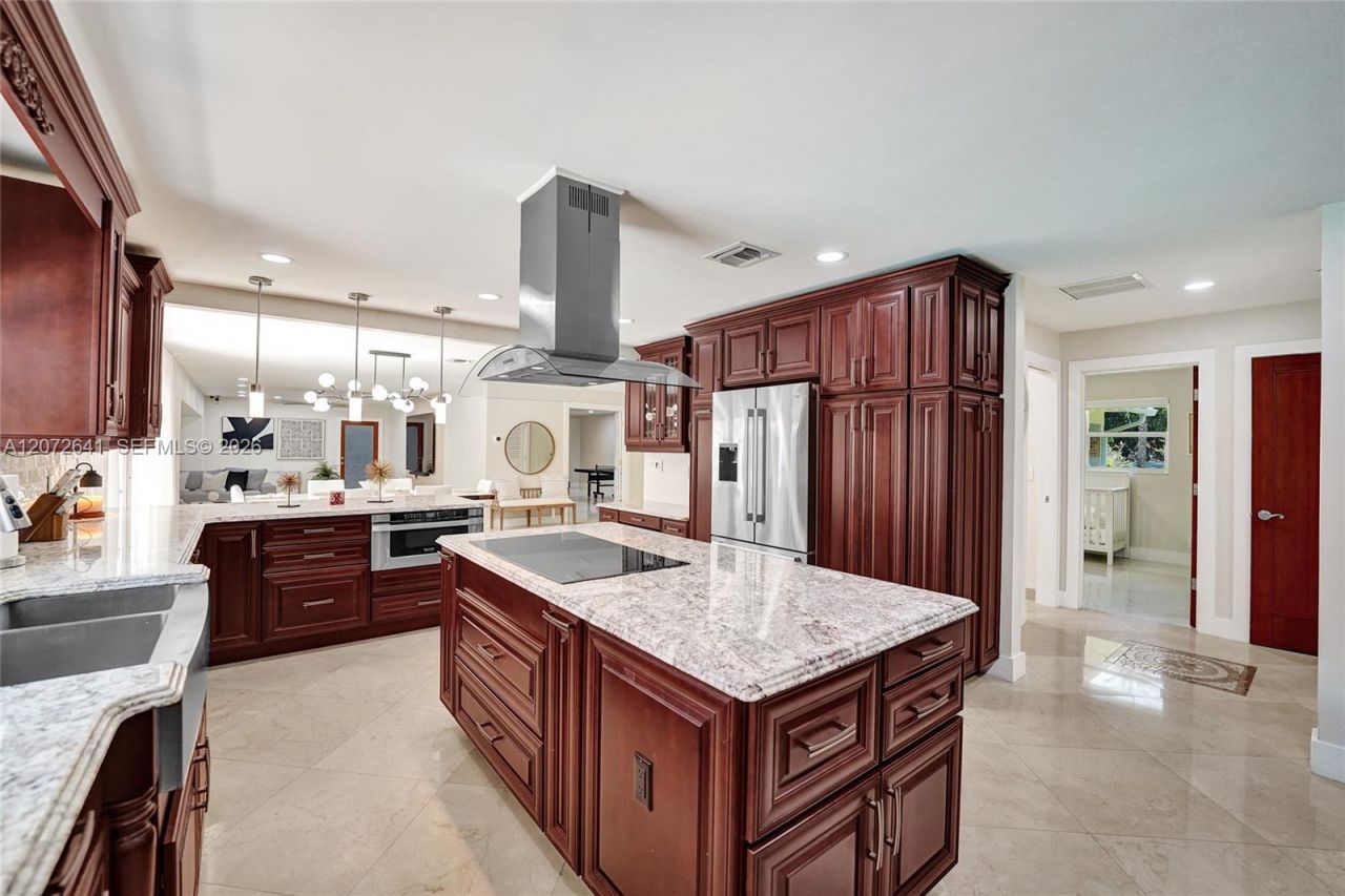 10880 SW 25th St, Davie, FL 33324 Photo