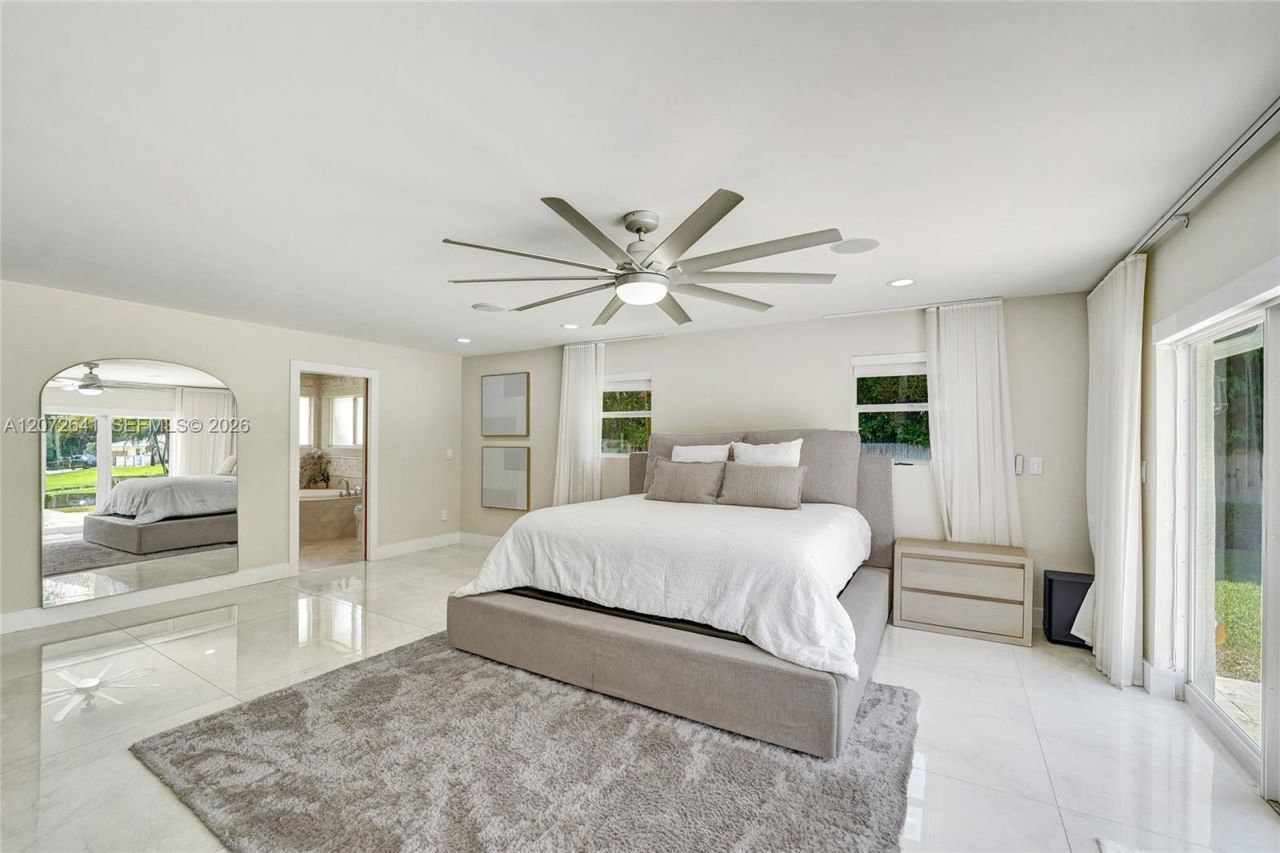 10880 SW 25th St, Davie, FL 33324 Photo