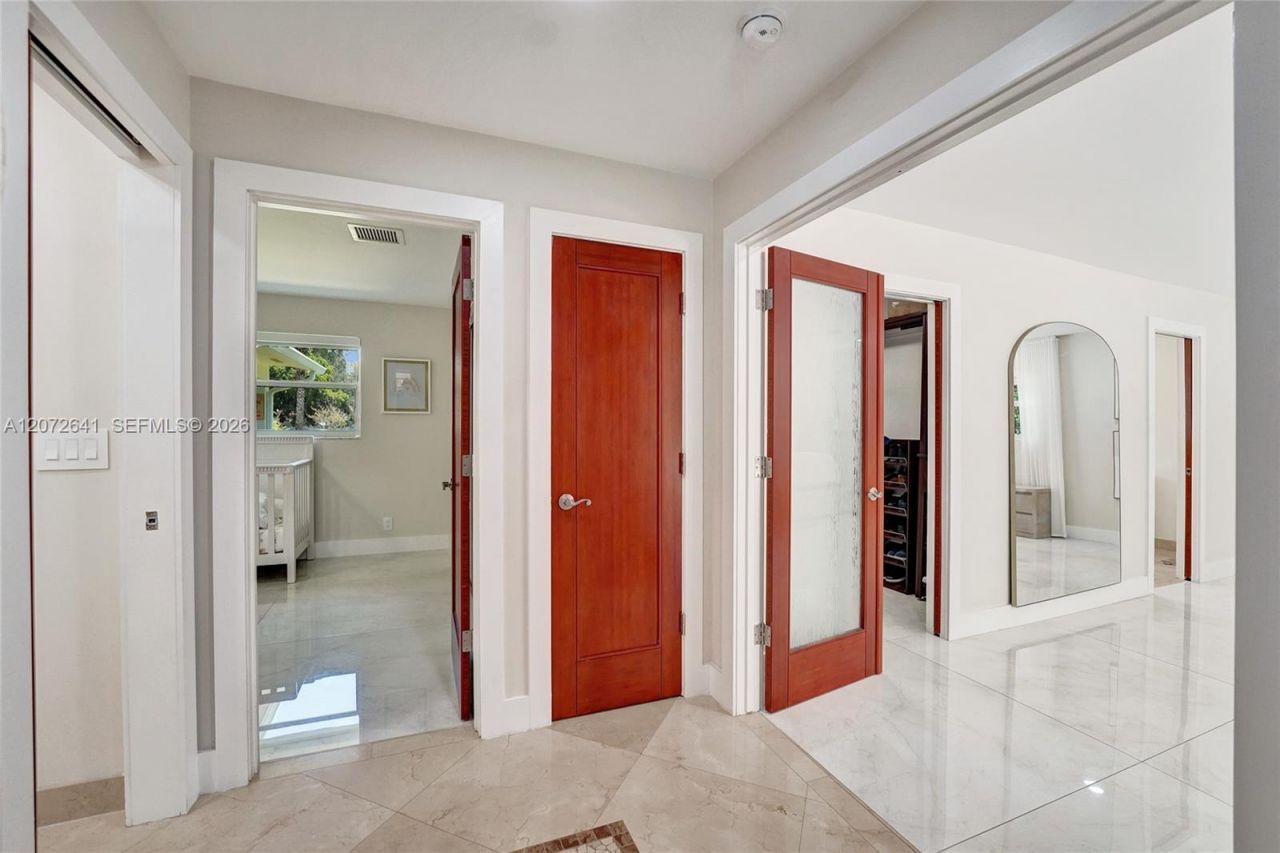 10880 SW 25th St, Davie, FL 33324 Photo
