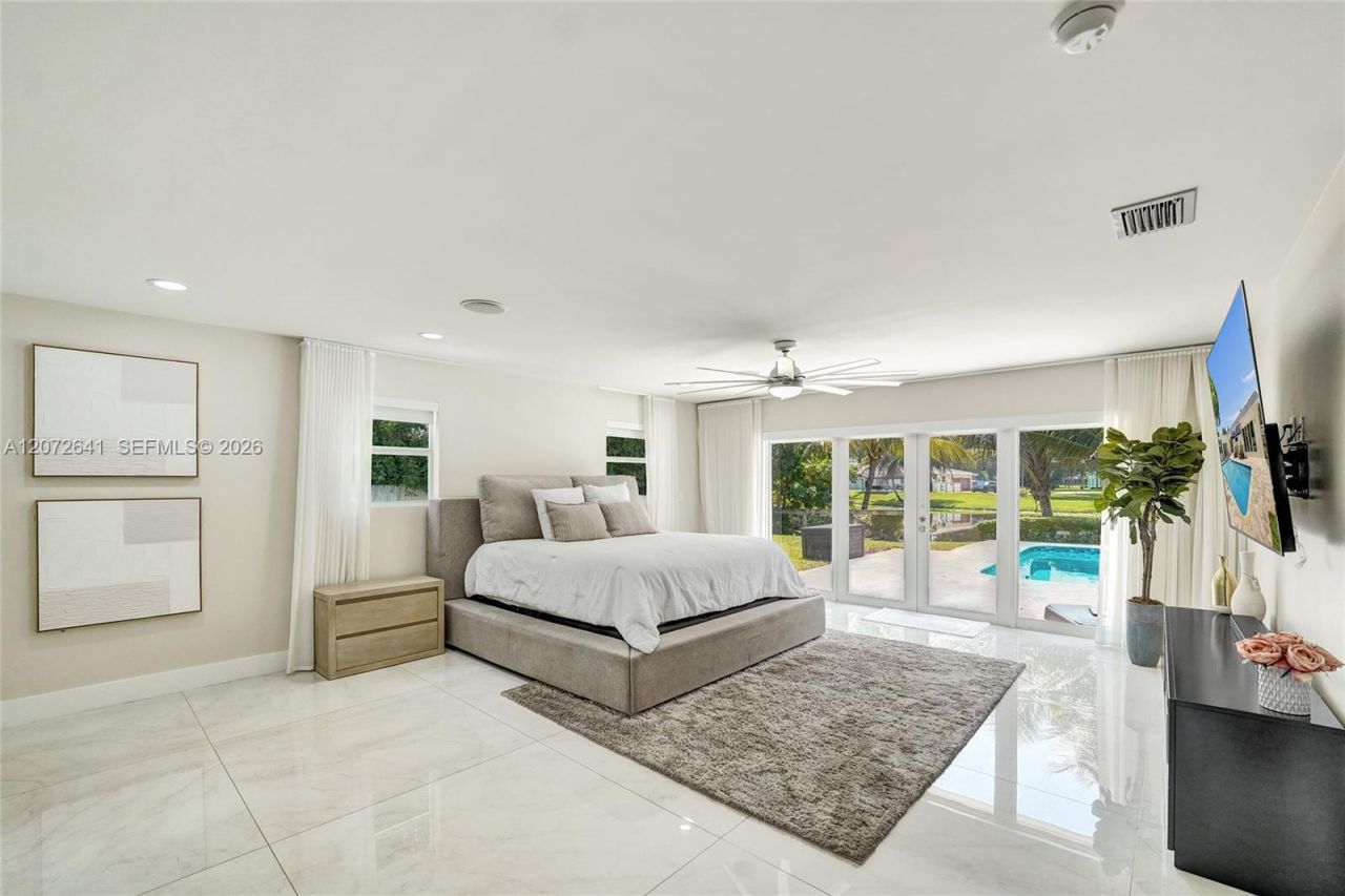 10880 SW 25th St, Davie, FL 33324 Photo