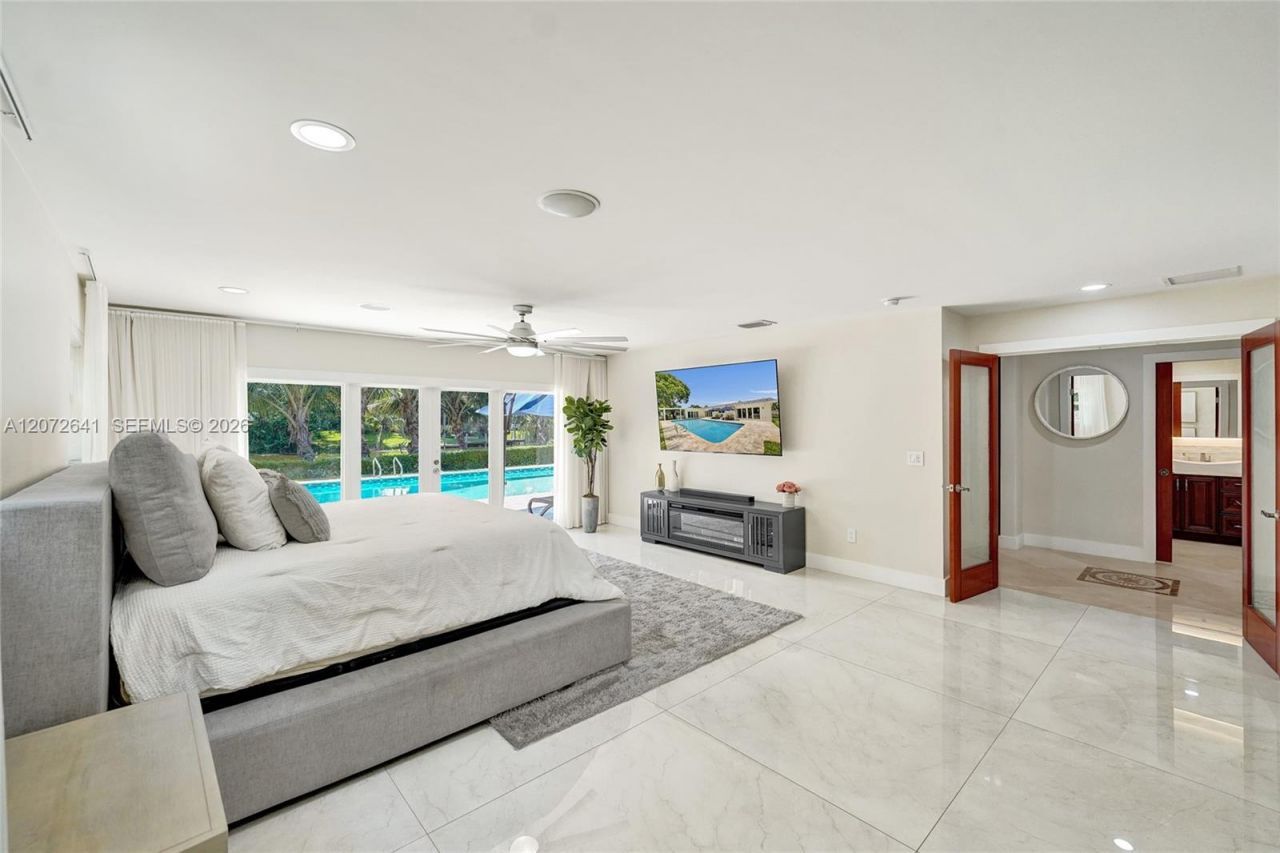 10880 SW 25th St, Davie, FL 33324 Photo