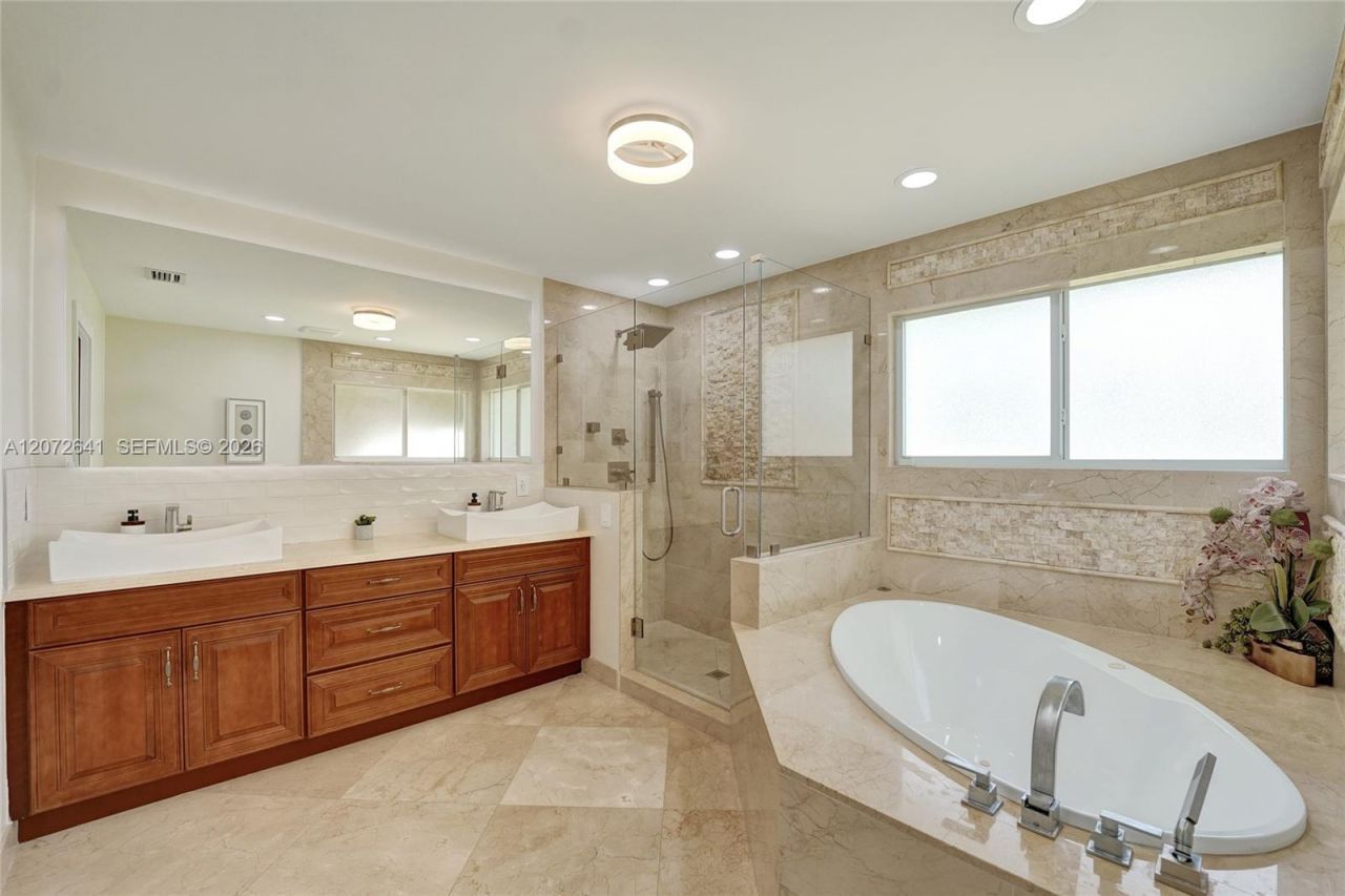 10880 SW 25th St, Davie, FL 33324 Photo