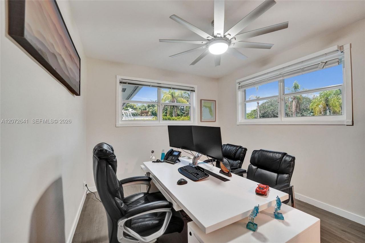 10880 SW 25th St, Davie, FL 33324 Photo