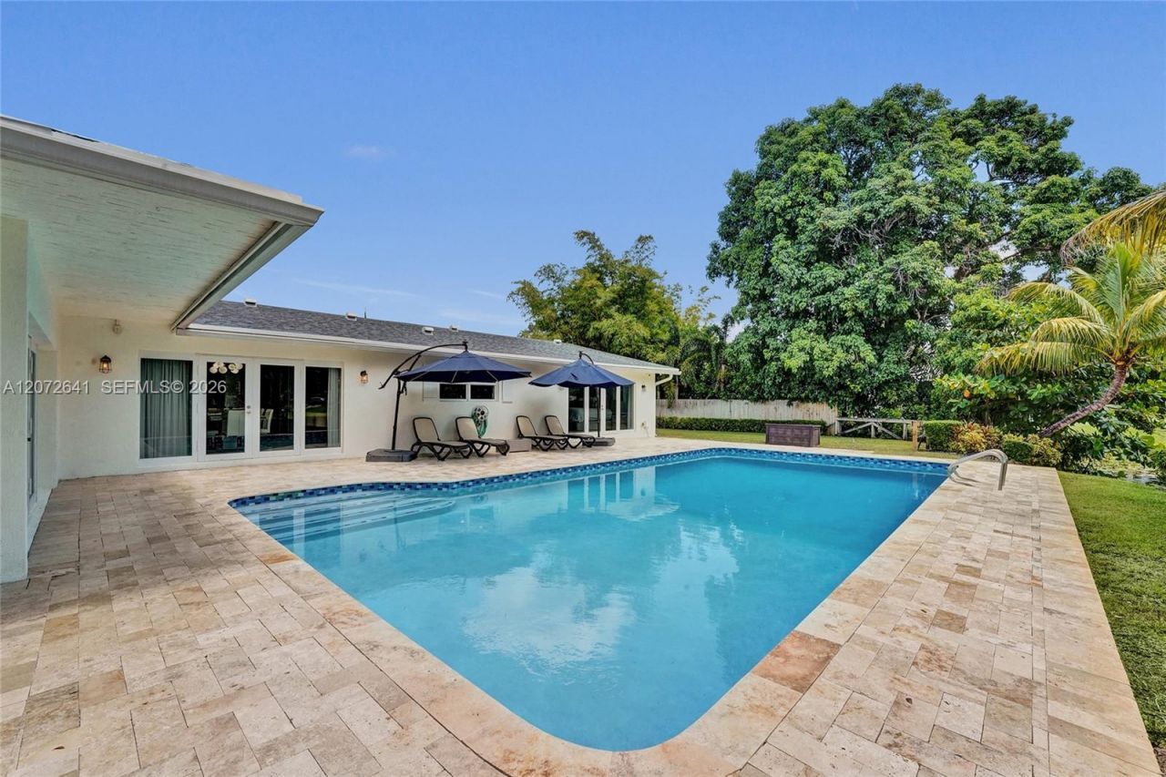 10880 SW 25th St, Davie, FL 33324 Photo