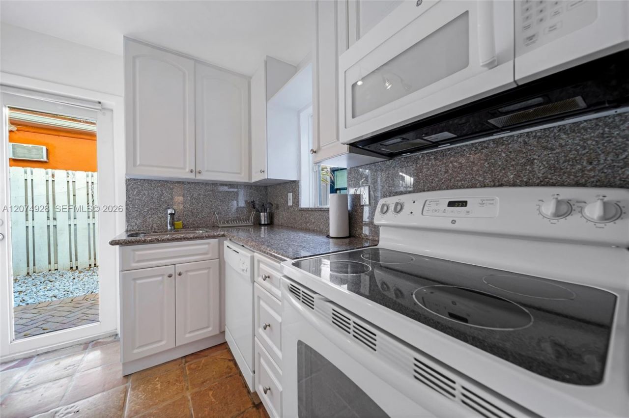 312 NE 16th Ter , Unit C, Fort Lauderdale, FL 33301 Photo