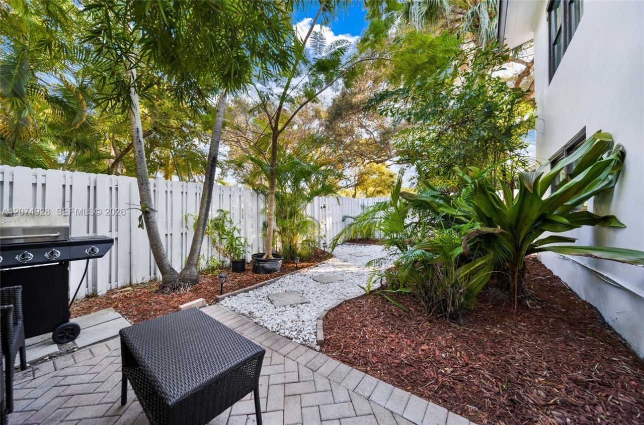 312 NE 16th Ter , Unit C, Fort Lauderdale, FL 33301 Photo