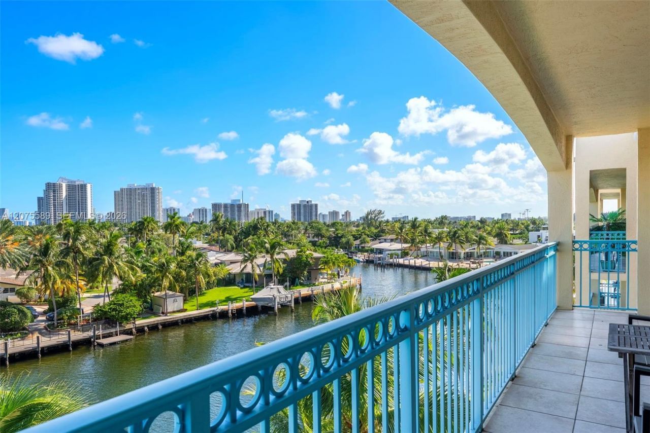 201 Golden Isles Dr , Unit 505, Hallandale Beach, FL 33009 Photo