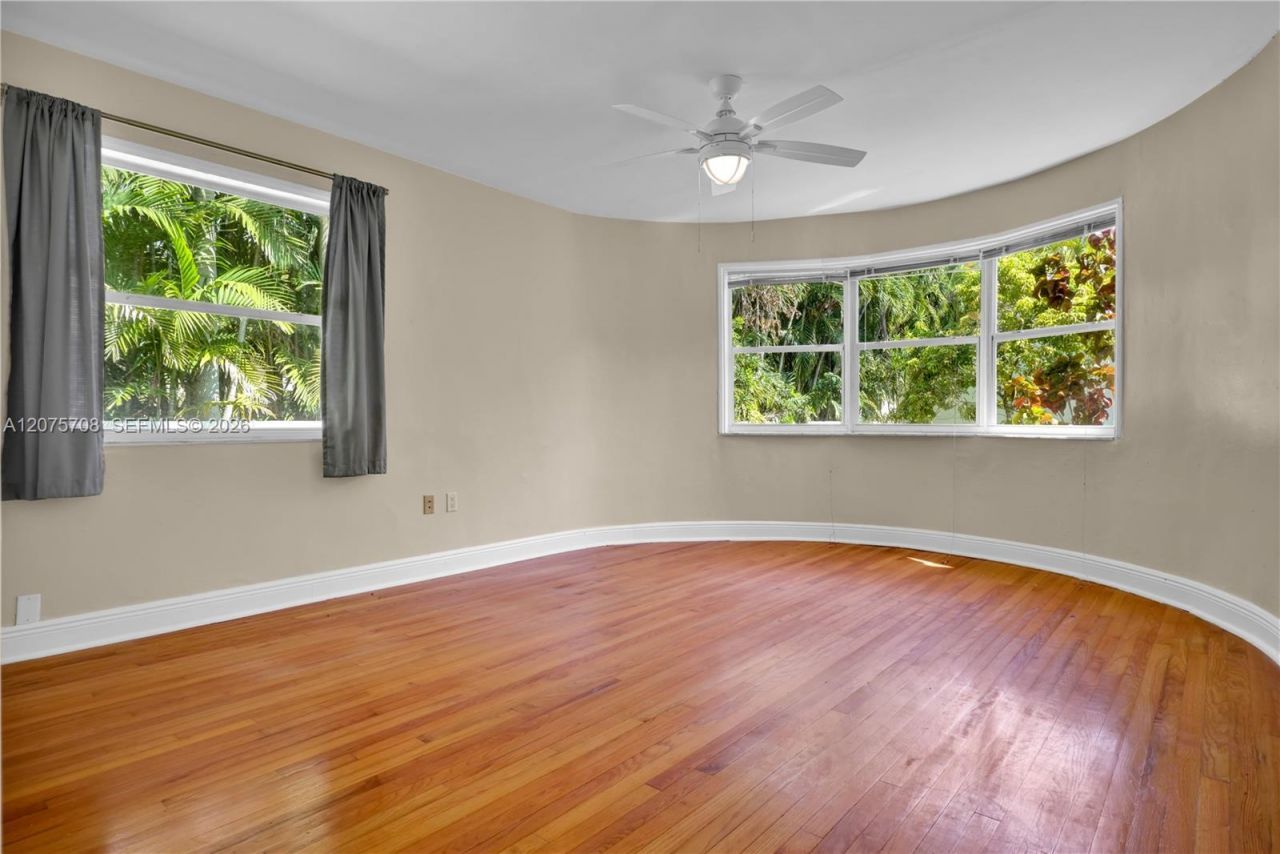 8775 SW 53rd Ct, Unit REAR, Miami, FL 33143 Photo