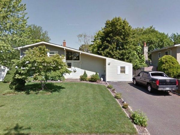 128 W Court Drive, Centereach, NY 11720