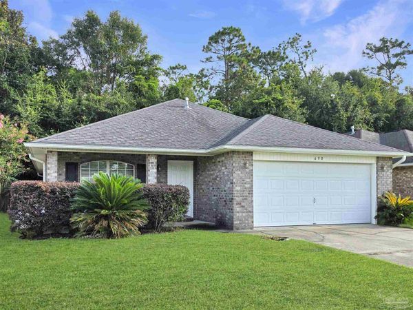 690 Mozingo Ln, Pensacola, FL 32514