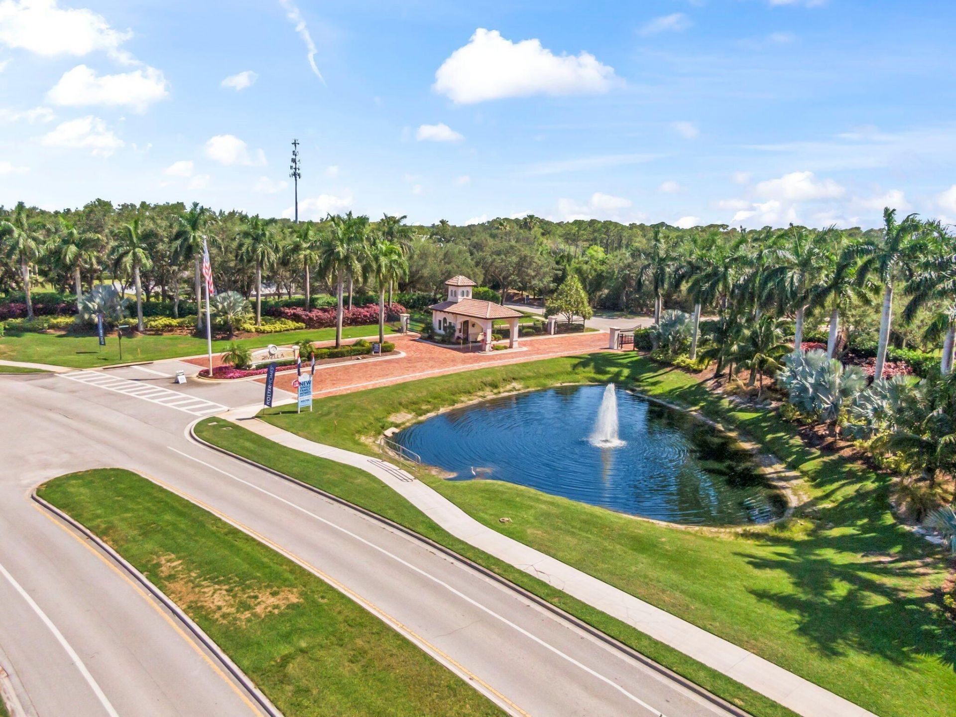 132 SE Via Tirso, Port Saint Lucie, FL 34952 Photo