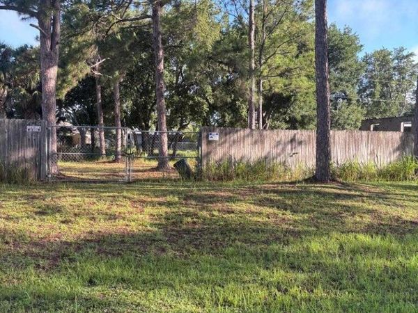 735 Carousel Street SE, Palm Bay, FL 32909