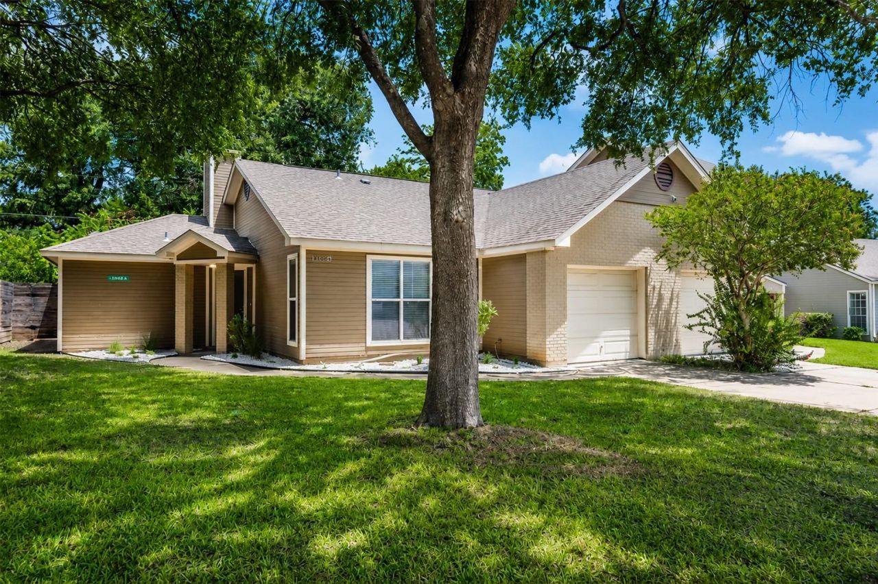1302 Danbury Sq, Unit A, Austin, TX 78723 Main Photo