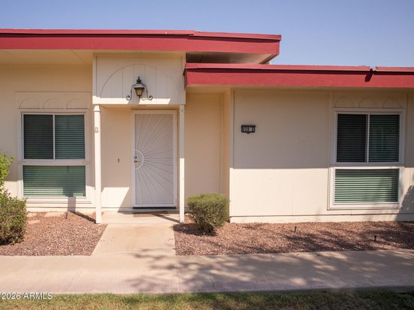 10020 W ROYAL OAK Road, Unit E, Sun City, AZ 85351