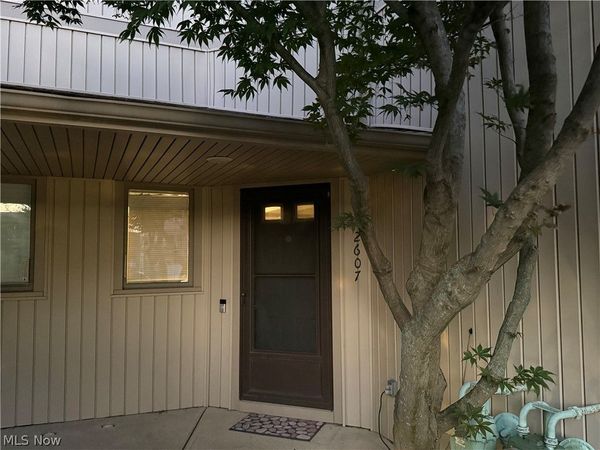 2607 Kimberly Lane , Westlake, OH 44145
