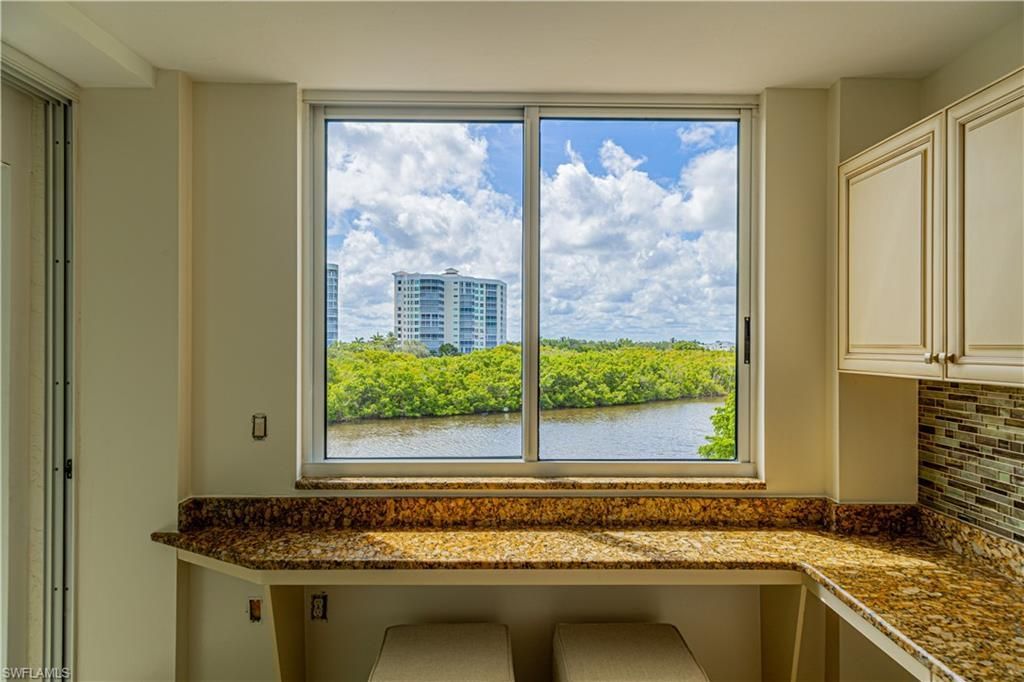 25 Bluebill Ave , Unit 301, Naples, FL 34108 Photo