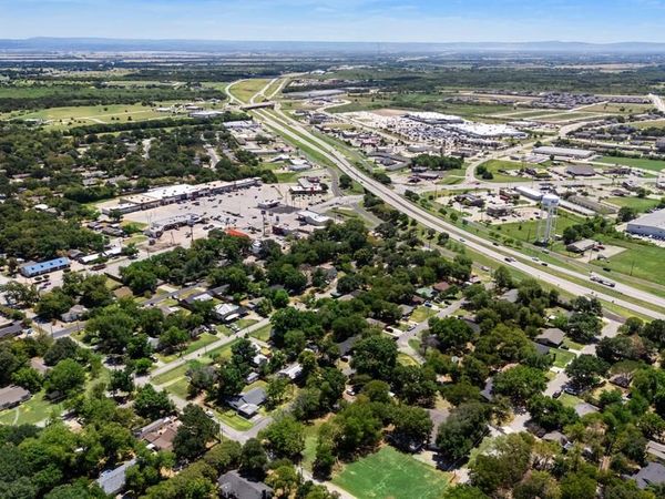 1700 S Clay Street, Kaufman, TX 75142