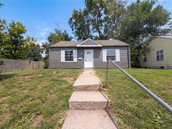 4770 Woodend Avenue, Kansas City, KS 66106