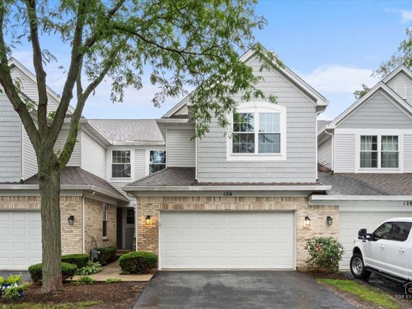 126 Bay Drive , Unit 126, Itasca, IL 60143