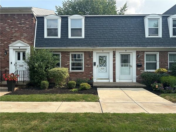 25 Oakbrook Drive , Unit C, Williamsville, NY 14221