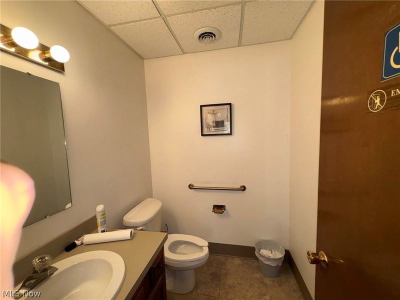 5315 Oberlin Avenue, Lorain, OH 44053 Photo 33