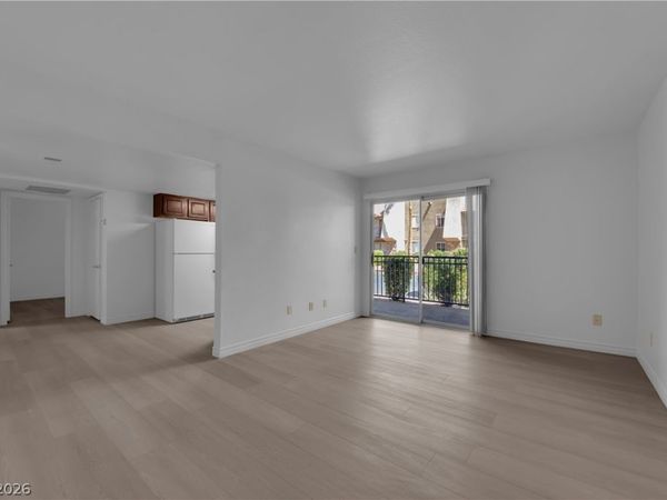 4921 Indian River Drive , Unit 123, Las Vegas, NV 89103