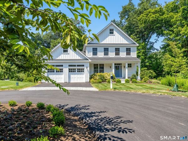 20 Benton's, Guilford, CT 06437