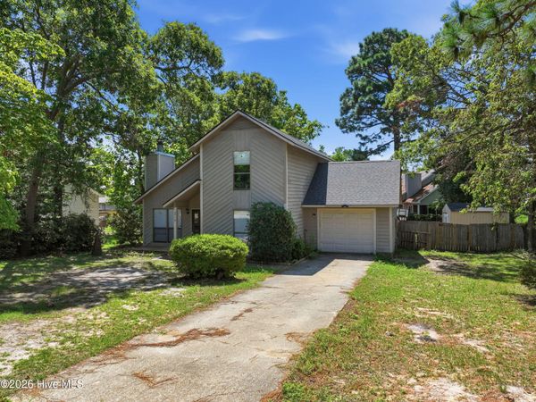 5719 Trevino Street , Hope Mills, NC 28348
