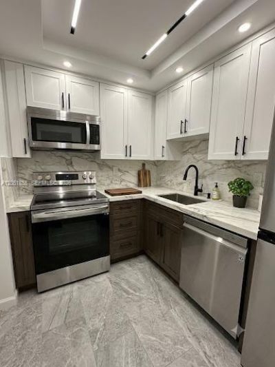 2899 Collins Ave , Unit 1734, Miami Beach, FL 33140 Photo