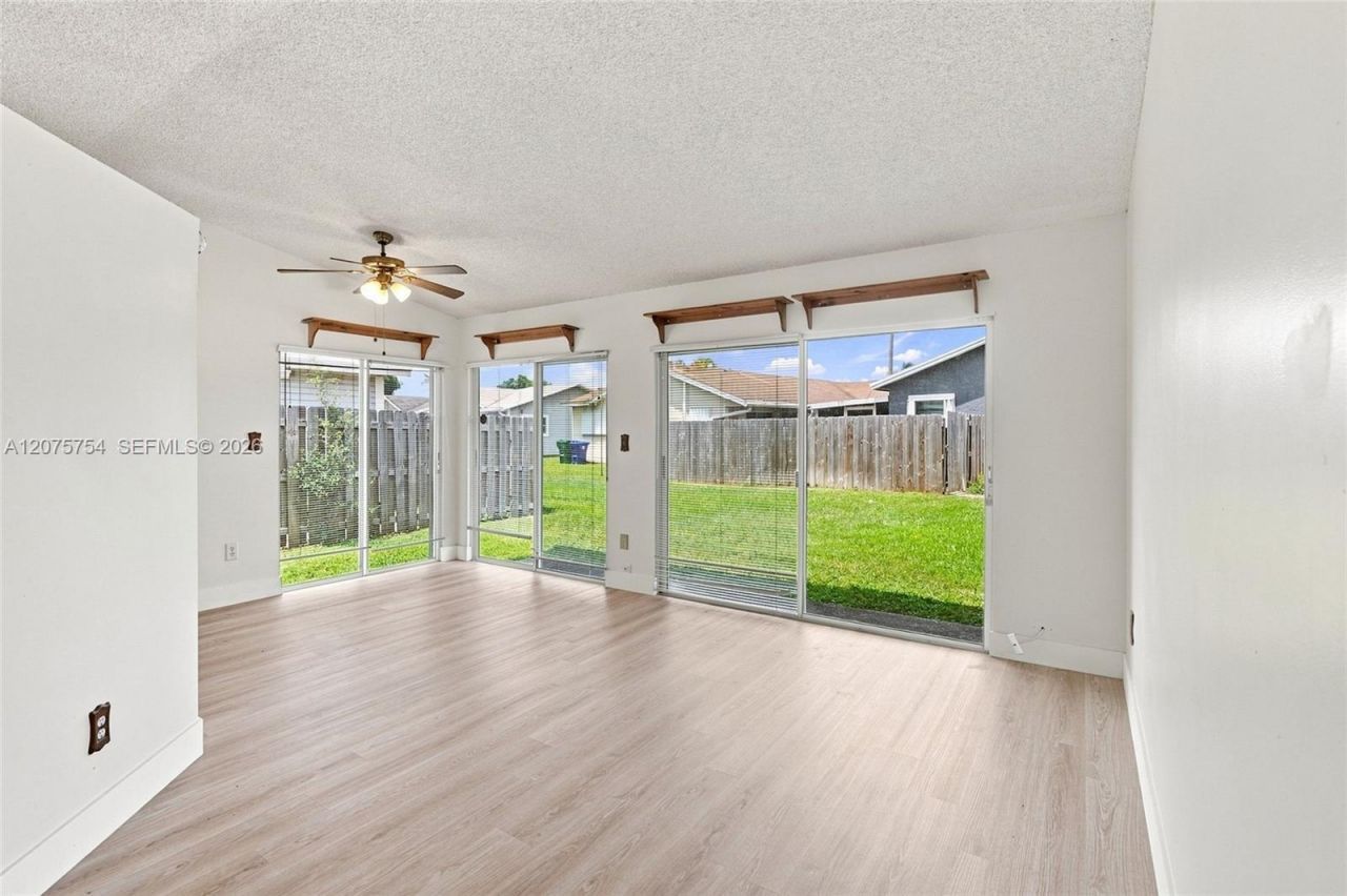 9771 W Fern Ln , Miramar, FL 33025 Photo