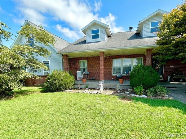 112 N Berkley Street , Scott City, MO 63780