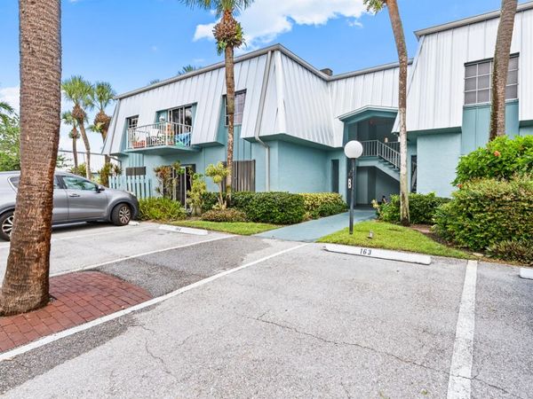 950 S Kanner Highway, Unit B31, Stuart, FL 34994