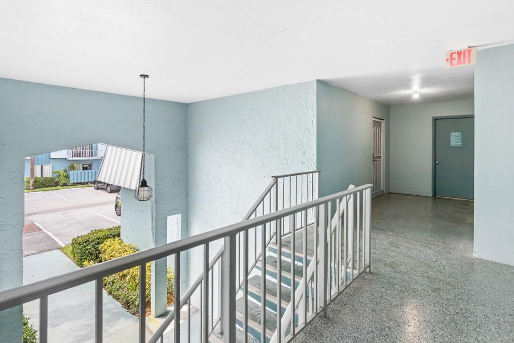 950 S Kanner Highway, Unit B31, Stuart, FL 34994 Photo