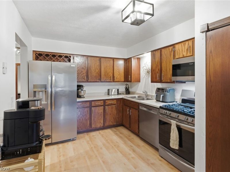 8982 Portage Pointe Drive, Unit E, Streetsboro, OH 44241 Photo 13