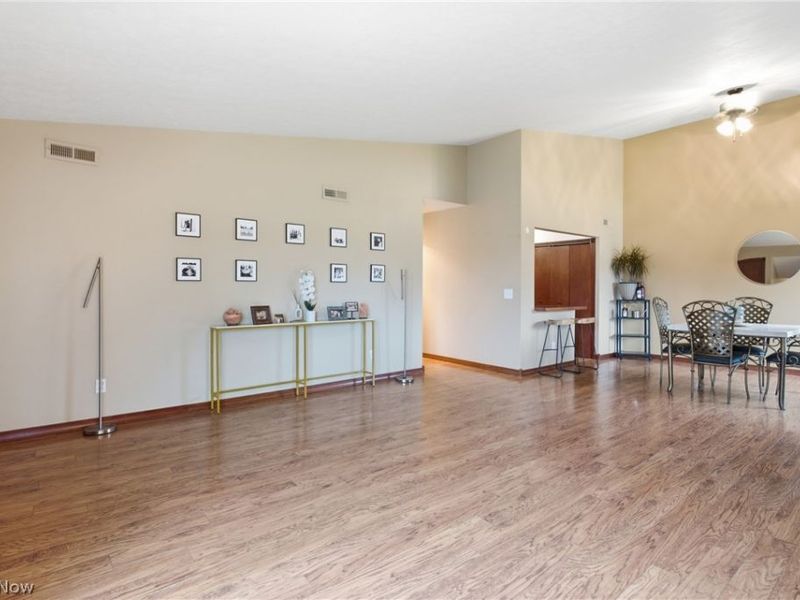 8982 Portage Pointe Drive, Unit E, Streetsboro, OH 44241 Photo 8